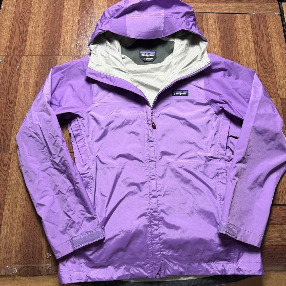 Patagonia Women's Purple Torrentshell Wind Rain Jacket XS